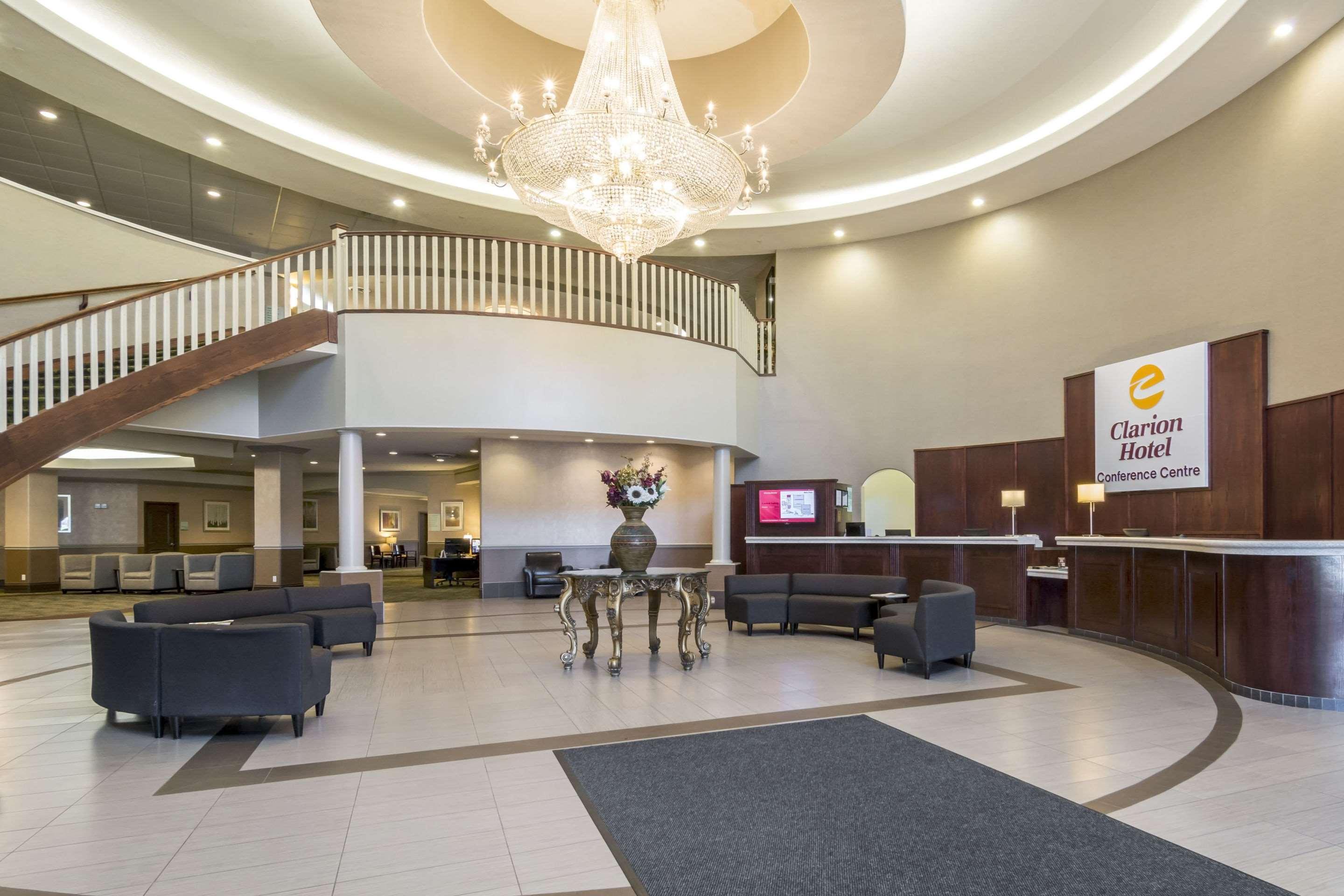 Clarion Hotel & Conference Centre Sherwood Park Exterior photo