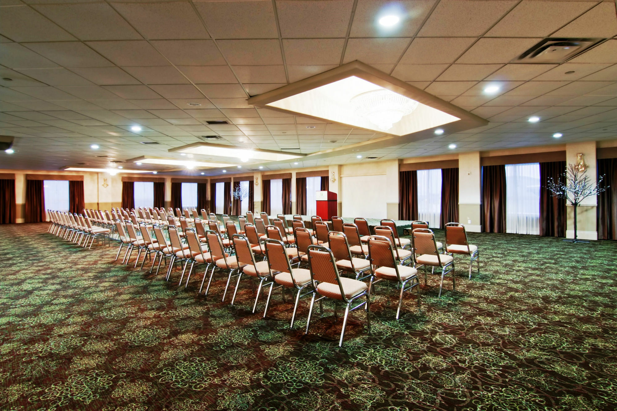Clarion Hotel & Conference Centre Sherwood Park Exterior photo